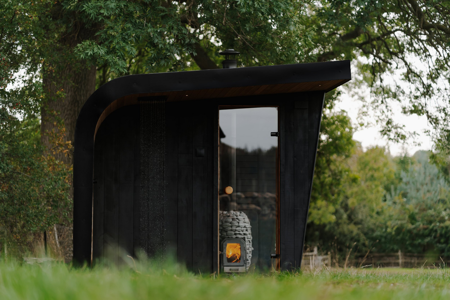 
                  
                    Heal ™ Outdoor Ancient House Sauna
                  
                