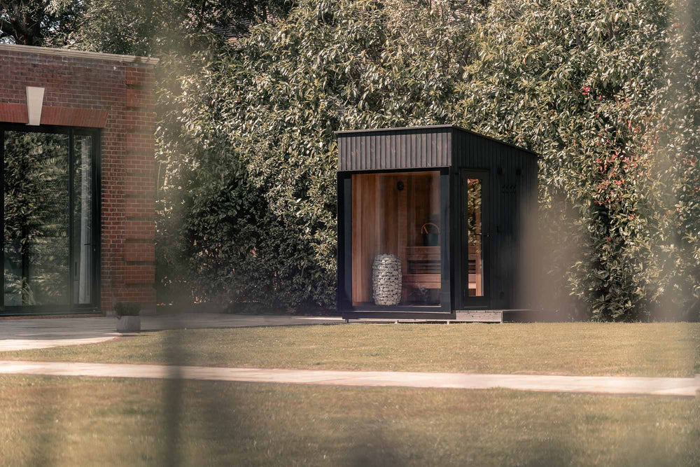 
                  
                    Heal ™ Outdoor Square View Pro Sauna
                  
                