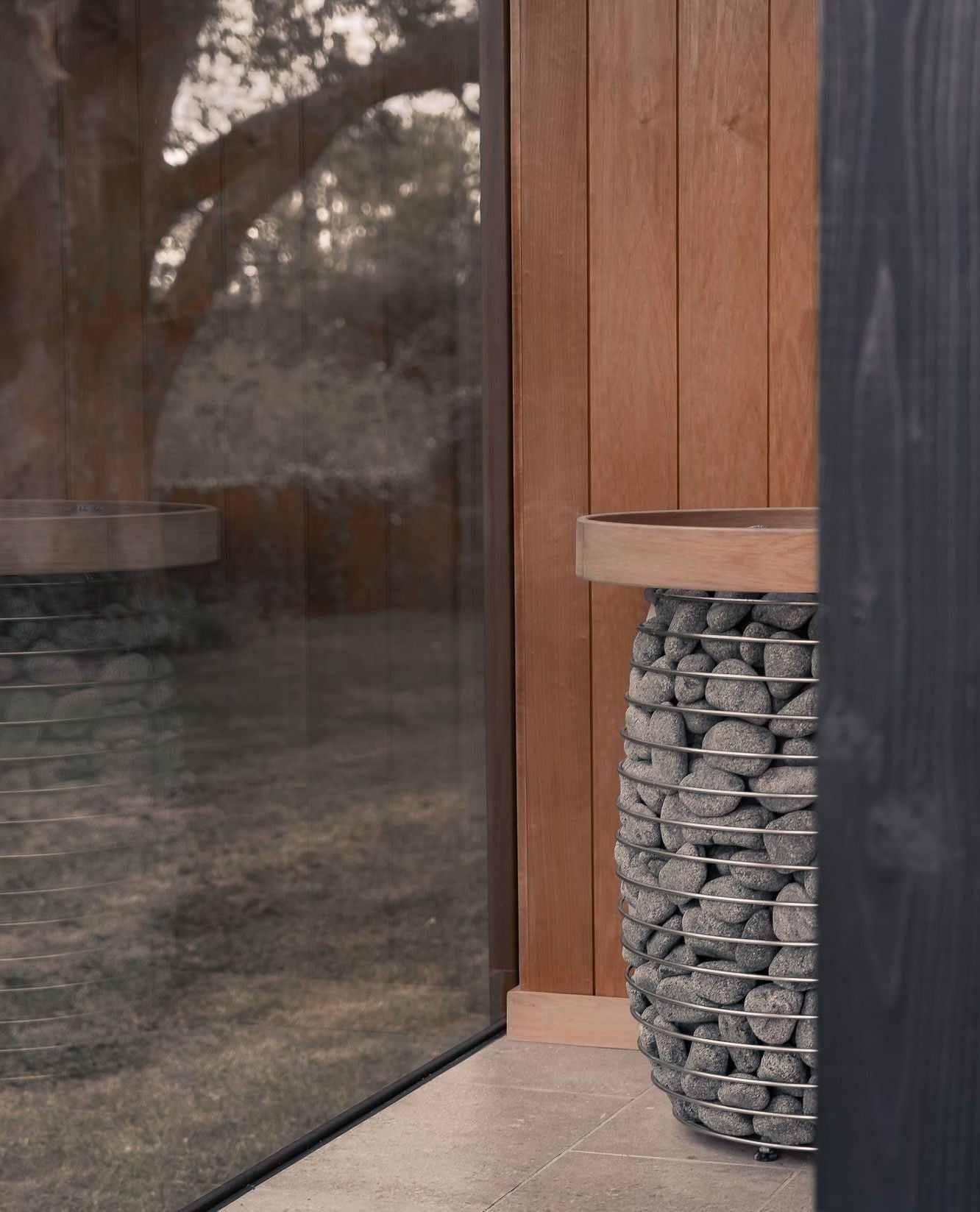 
                  
                    Heal ™ Outdoor Square View Pro Sauna
                  
                