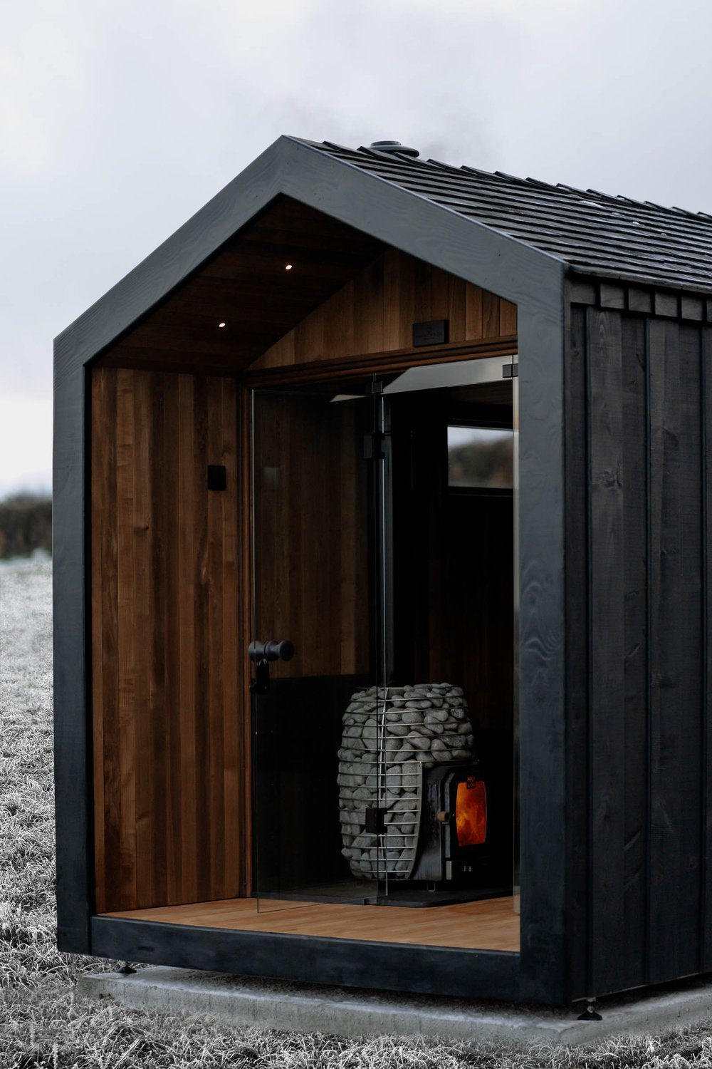 
                  
                    Heal ™ Outdoor Cabin Sauna
                  
                